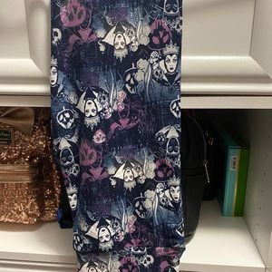 NWOT Lularoe Disney Evil Queen Villian leggings